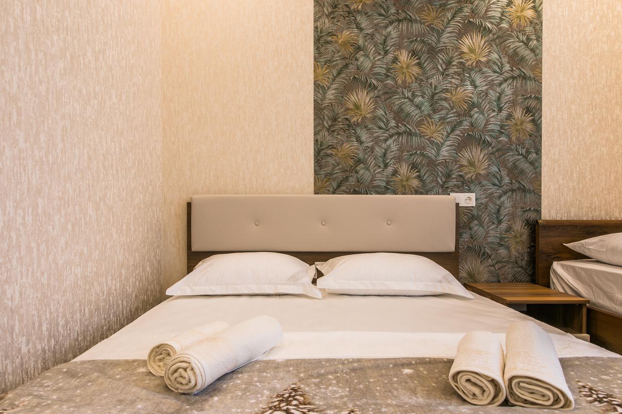 Sweet Home 6 Vip At Rustaveli Avenue Tbilisi Bagian luar foto