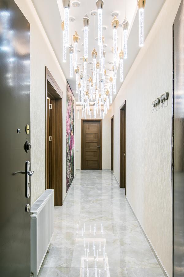 Sweet Home 6 Vip At Rustaveli Avenue Tbilisi Bagian luar foto